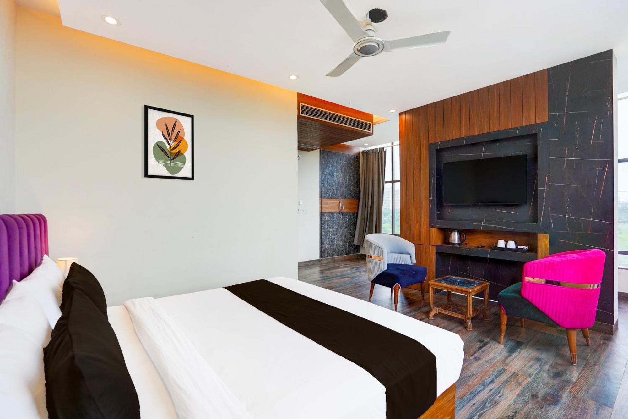 Hotel Aerotech Plaza 4*
