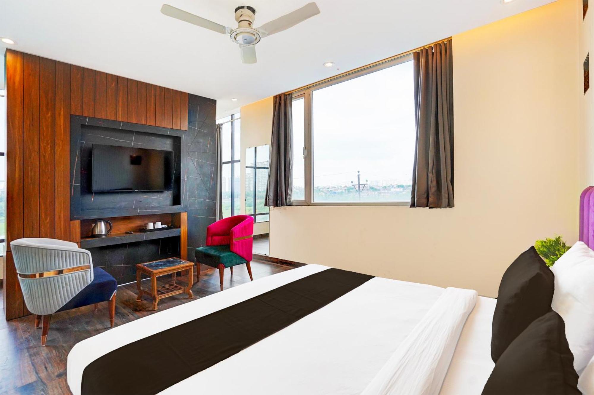 Aerotech Plaza Hotel